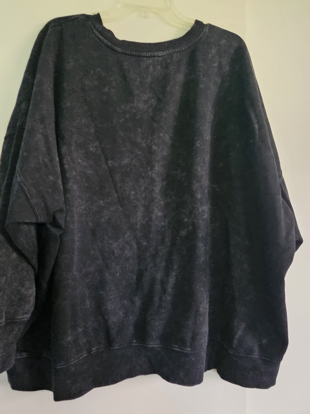 Maurices Black Sweatshirt with Crew Neck - Picture 2 of 4